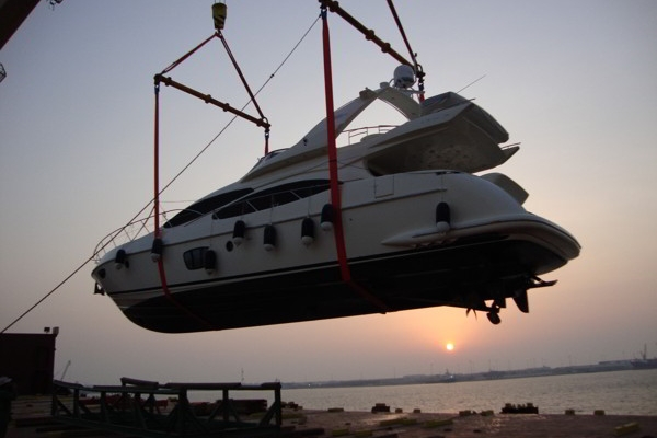 Yacht Lift Jebel Ali Aqabe